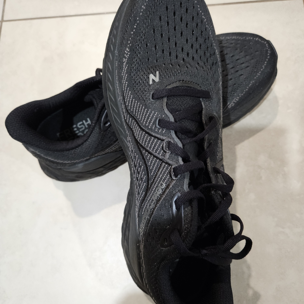 New Balance Men's Charcoal Athletic Shoes